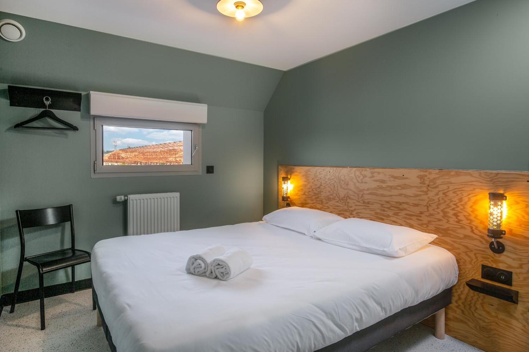 Eklo Bordeaux Centre Bastide Hotel Bagian luar foto
