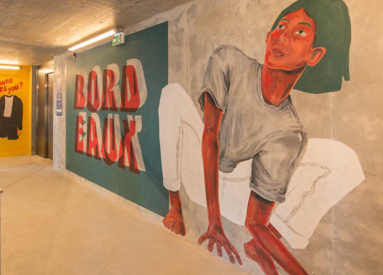 Eklo Bordeaux Centre Bastide Hotel Bagian luar foto
